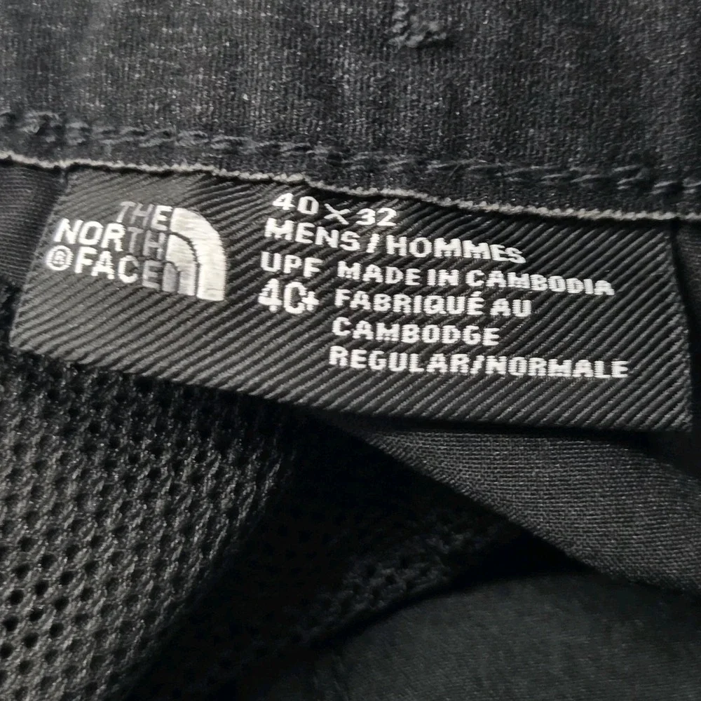 The North Face Paramount Active Black Hiking Pants Mens 42x32 Flash Dry UPF 40+